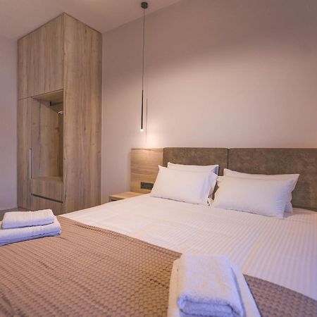 Santa Marina Apartments Rodakino Exterior photo