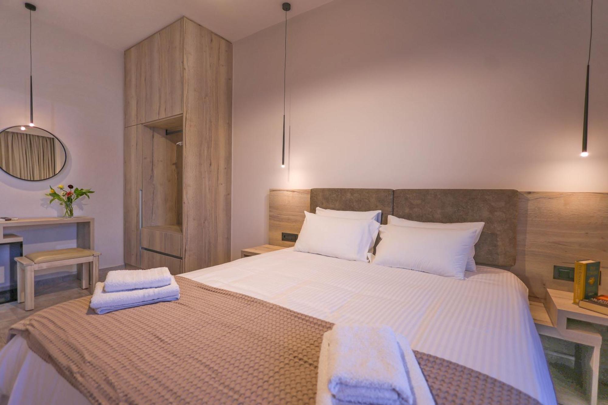 Santa Marina Apartments Rodakino Exterior photo