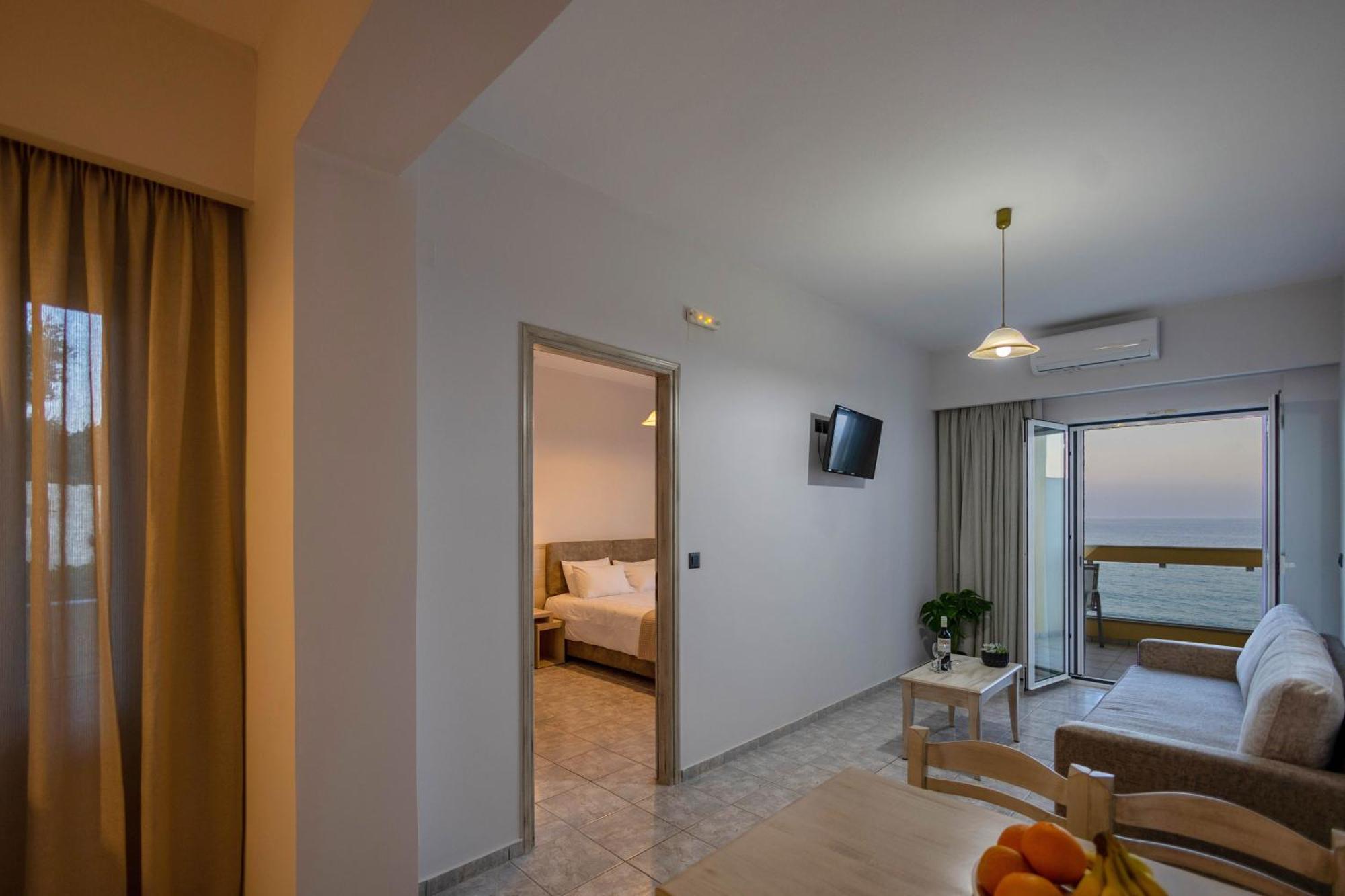 Santa Marina Apartments Rodakino Exterior photo